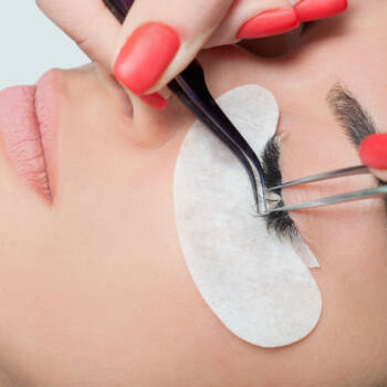 eyelash extension application